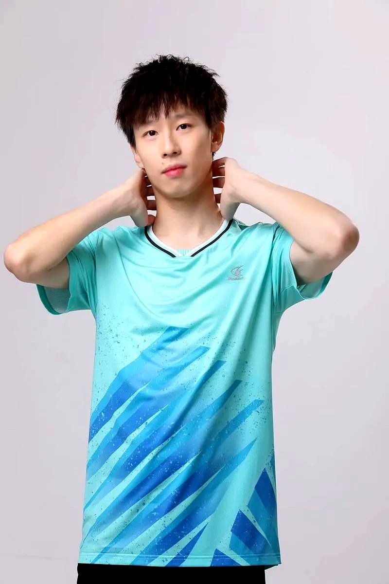 奥地利队轻取波兰队，林高远刷新纪录