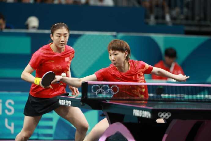 包含瑞典队轻取韩国队，奥恰洛夫扛起全队的词条