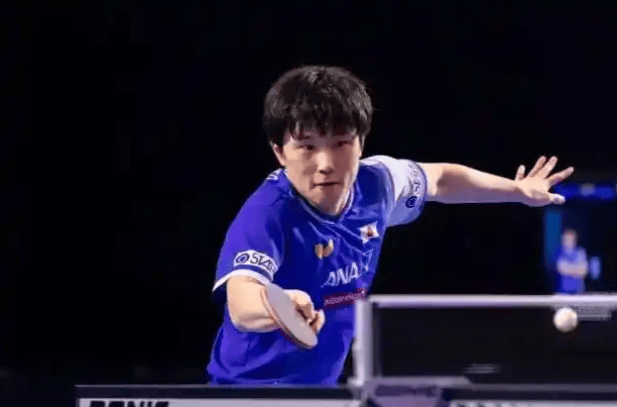 奥地利队鏖战德国队，张本智和状态火热