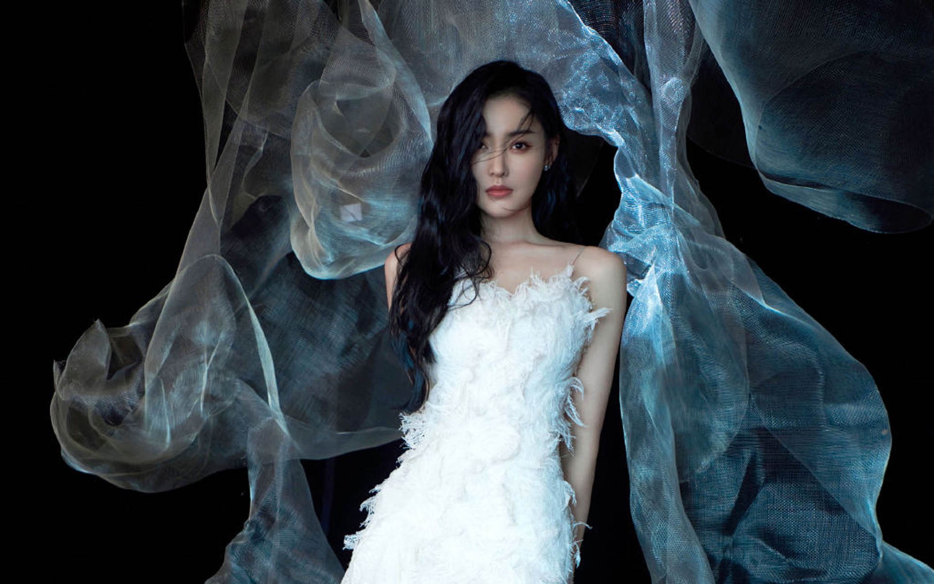 战术风暴与状态烈焰,多特蒙德集体碾压智利,格列茨曼热力投射现代前锋范本